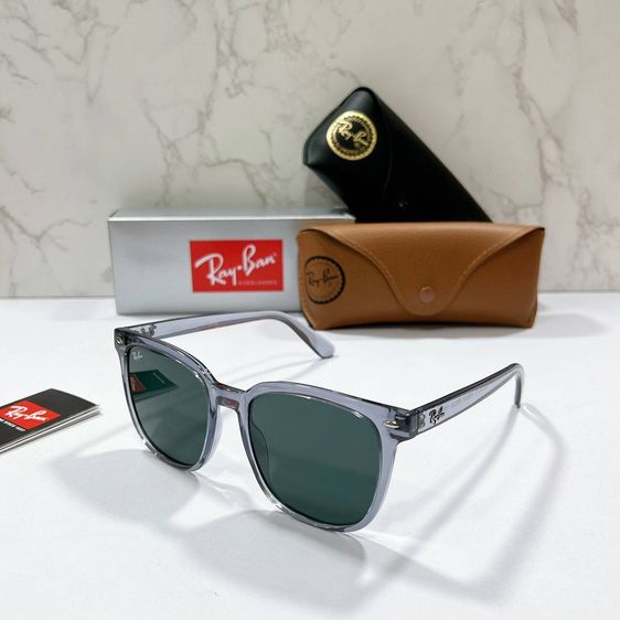 Ray-Ban RB4401D ครับ เป็นทรงสี่เหลี่ยมโอเวอร์ไซส์ แว่นตา รูปที่ 10