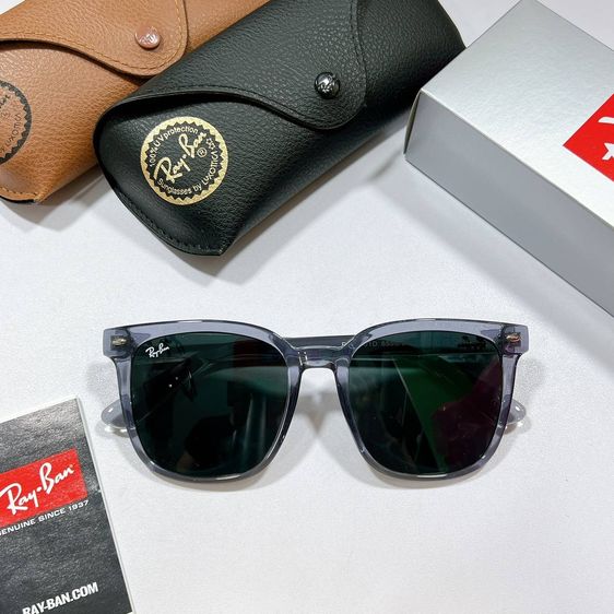 Ray-Ban RB4401D ครับ เป็นทรงสี่เหลี่ยมโอเวอร์ไซส์ แว่นตา รูปที่ 4