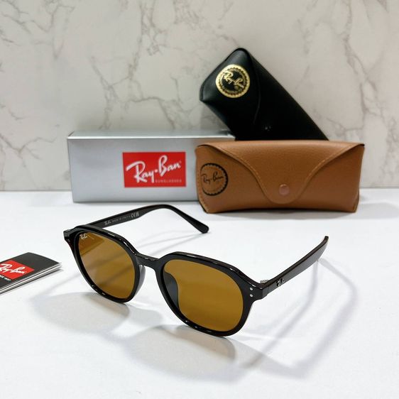 Ray-Ban RB4459D เป็นทรงคลาสสิกที่มีความร่วมสมัย หน้าแว่นมีความมนกึ่งเหลี่ยม แว่นตา รูปที่ 12