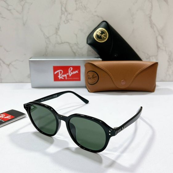Ray-Ban RB4459D เป็นทรงคลาสสิกที่มีความร่วมสมัย หน้าแว่นมีความมนกึ่งเหลี่ยม แว่นตา รูปที่ 15