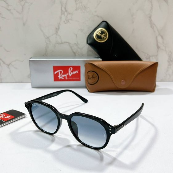 Ray-Ban RB4459D เป็นทรงคลาสสิกที่มีความร่วมสมัย หน้าแว่นมีความมนกึ่งเหลี่ยม แว่นตา รูปที่ 14