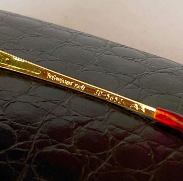 YSL Yves Saint Laurent กรอบแว่นตา แบรนด์แท้ โปรเฉพาะเดือนนี้ 2990.- รูปที่ 12
