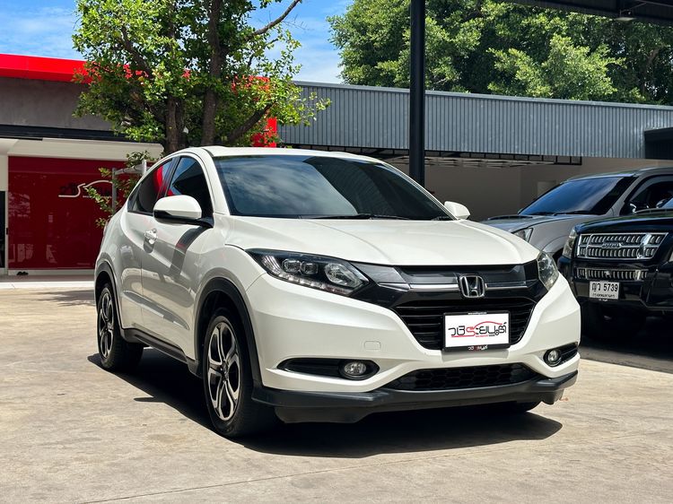 Honda HR-V 2019 1.8 E Utility-car เบนซิน เกียร์อัตโนมัติ ขาว รูปที่ 3