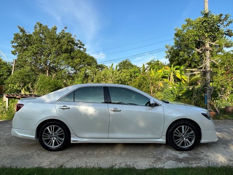 Toyota Camry 2014 2.0 G Extremo Sedan เบนซิน ไม่ติดแก๊ส เกียร์อัตโนมัติ ขาว รูปที่ 3