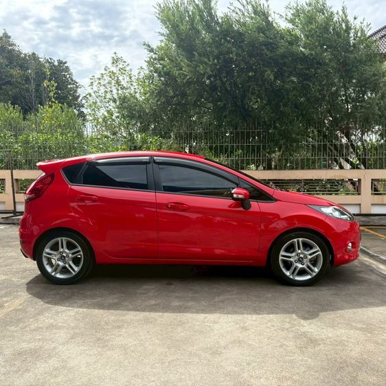 Ford Fiesta 2013 1.5 Sport Sedan เบนซิน ไม่ติดแก๊ส เกียร์อัตโนมัติ แดง รูปที่ 2
