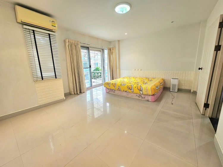 อื่นๆ ไม่มี ขายทาวน์โฮม 3 ชั้น หลังมุม ทำเลทอง รัตนาธิเบศร์ 18 – ราคาดีที่สุดในย่านนี้ รูปที่ 3