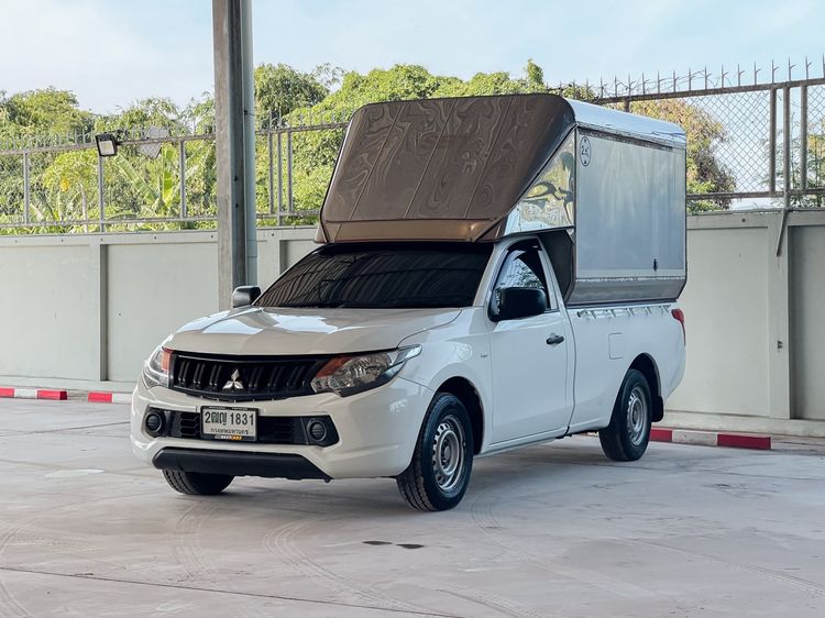 รถ Mitsubishi Triton 2.5 GL สี ขาว