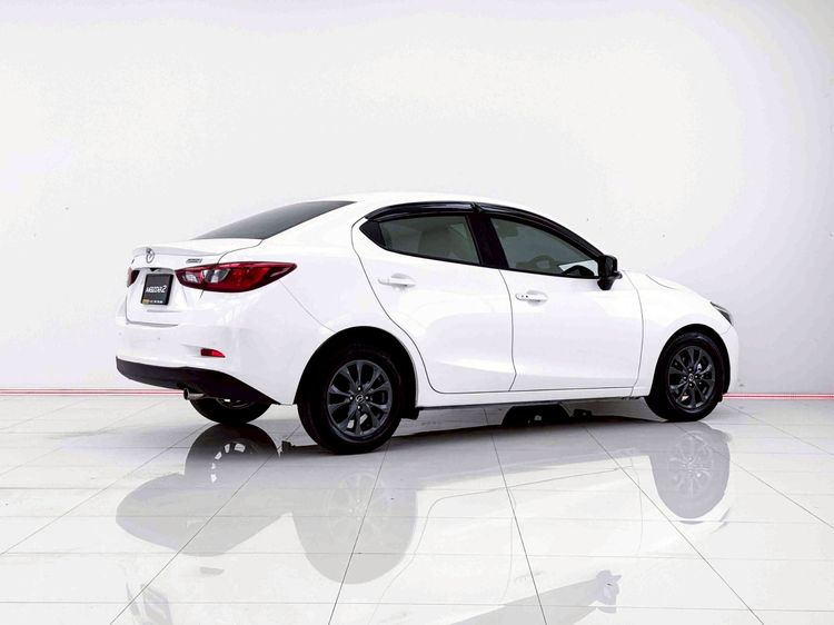 Mazda Mazda 2 2019 1.3 Sports High Plus Sedan เบนซิน ไม่ติดแก๊ส เกียร์อัตโนมัติ ขาว รูปที่ 4