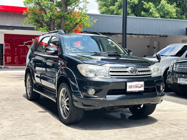 Toyota Fortuner 2008 2.7 V Utility-car เบนซิน เกียร์อัตโนมัติ ดำ รูปที่ 3