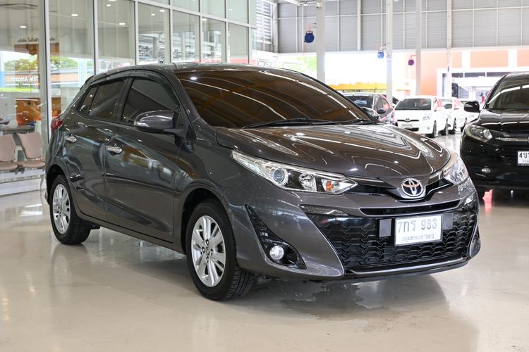 Toyota Yaris 2018 1.2 G Sedan เบนซิน ไม่ติดแก๊ส เกียร์อัตโนมัติ เทา รูปที่ 3