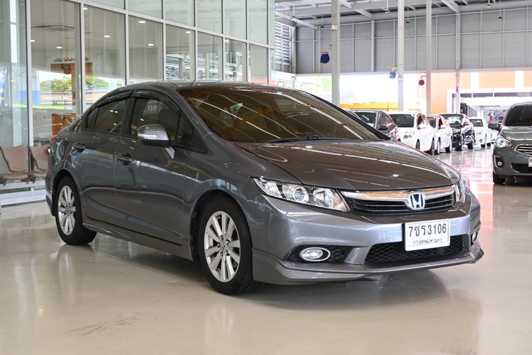 Honda Civic 2012 1.8 E i-VTEC Sedan เบนซิน ไม่ติดแก๊ส เกียร์อัตโนมัติ เทา รูปที่ 3