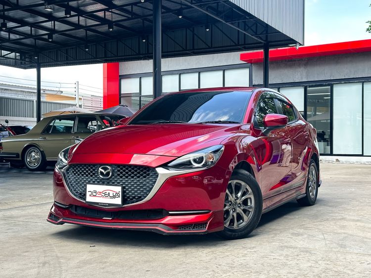 รถ Mazda Mazda 2 1.3 C สี แดง