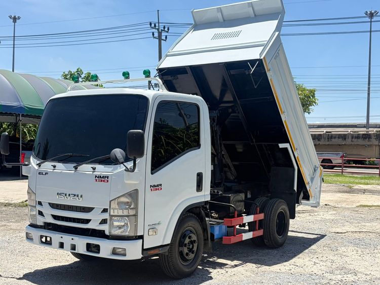 6  ล้อ   6ล้อ ISUZU NMR 130 แรงม้า ปี 2565 (ดั้มพ์และกระบอกดั๊มพ์สามมิตร) 