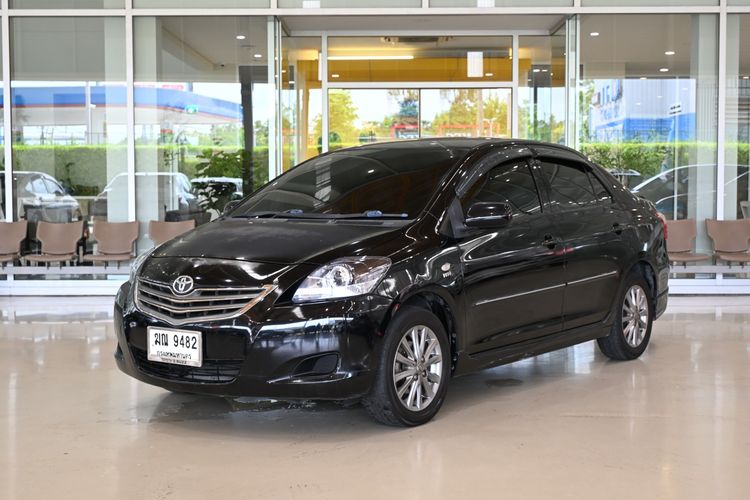 รถ Toyota Vios 1.5 E สี ดำ