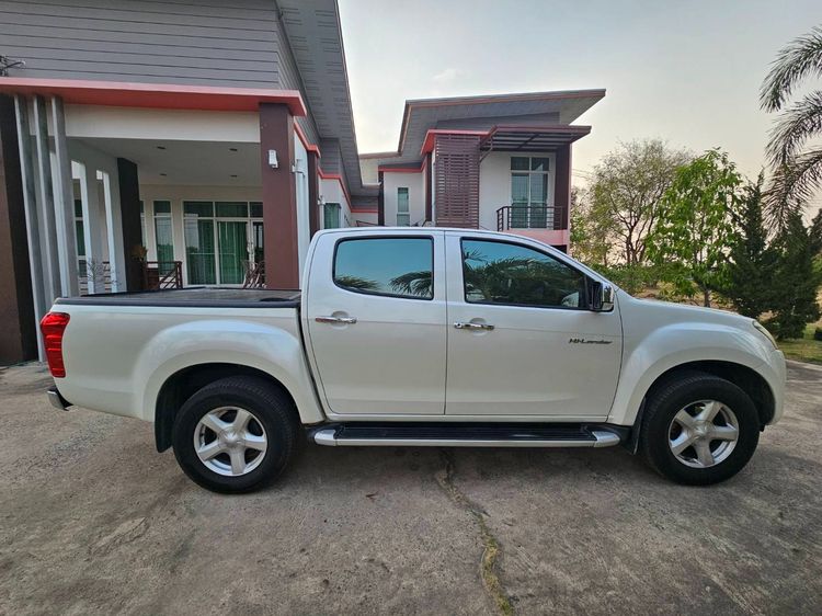 รถ Isuzu D-MAX 2.5 Hi-Lander Z Prestige Ddi VGS Turbo สี ขาว