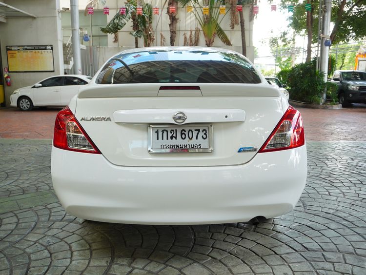 Nissan Almera 2012 1.2 E Sedan เบนซิน ไม่ติดแก๊ส เกียร์อัตโนมัติ ขาว รูปที่ 4