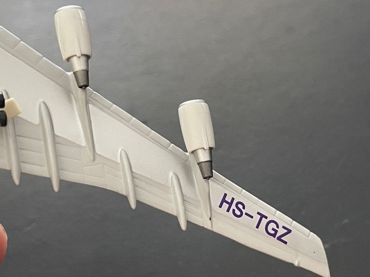 Model Boeing 747-4D7 HS-TGZ ของ Gemini Jets รูปที่ 13