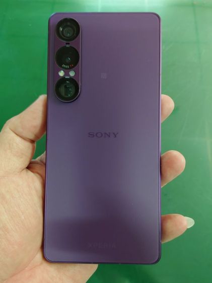 ขายsony xperia 1vii สีม่วง สภาพป้ายแดง ไร้รอยตำหนิใดๆ อายุ6เดือน ประกันศูนย์ถึง มีนาคม70