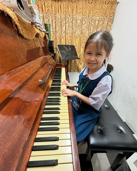 รับสอนเปียโน ที่ โรงเรียนดนตรีฟิน