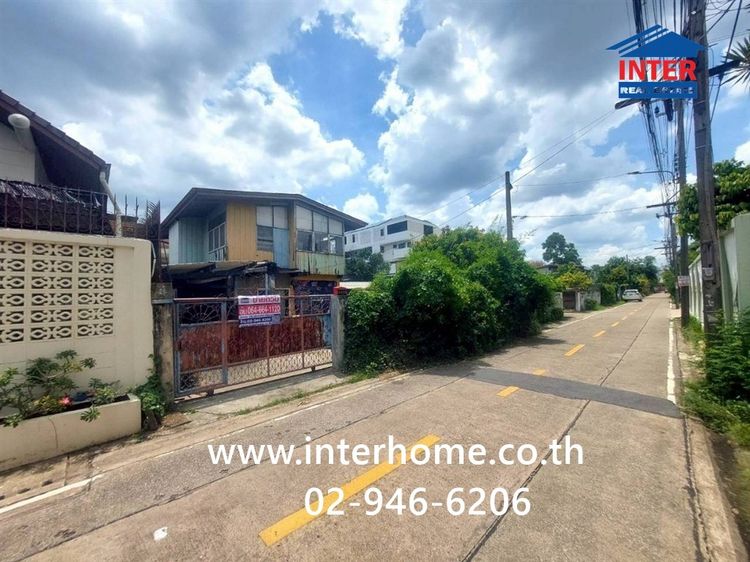 ที่ดิน + บ้านเดี่ยว 72 ตร.ว. ที่ดิน + บ้านเดี่ยว ซอยลาดพร้าว35 แยก8-1 ซอยรัชดาภิเษก32 ถนนลาดพร้าว ถนนรัชดาภิเษก เขตจตุจักร กรุงเทพมหานคร