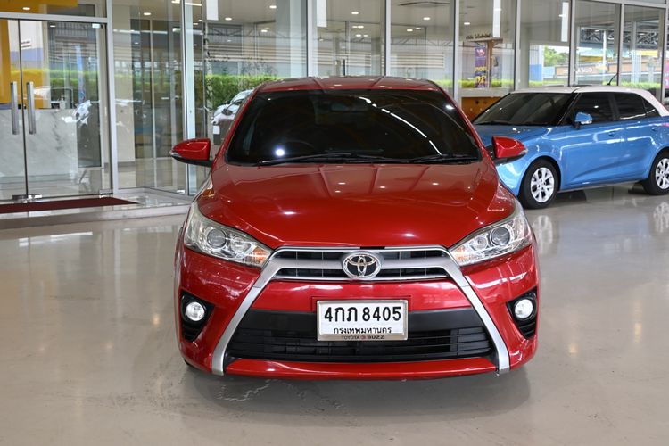 Toyota Yaris 2015 1.2 G Sedan เบนซิน ไม่ติดแก๊ส เกียร์อัตโนมัติ แดง รูปที่ 2