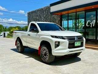 MITSUBISHI TRITON 2.4 MIVEC VG turbo 181 Hp TOP Auto 4x4 SWB ปี 2022