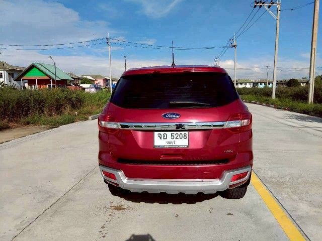 Ford Everest 2017 3.2 Titanium 4WD Utility-car ดีเซล เกียร์อัตโนมัติ แดง รูปที่ 4