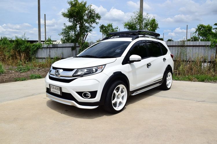 รถ Honda BR-V 1.5 EL สี ขาว
