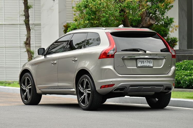 Volvo XC60 2017 2.0 D4 Utility-car ดีเซล ไม่ติดแก๊ส เกียร์อัตโนมัติ เทา รูปที่ 3