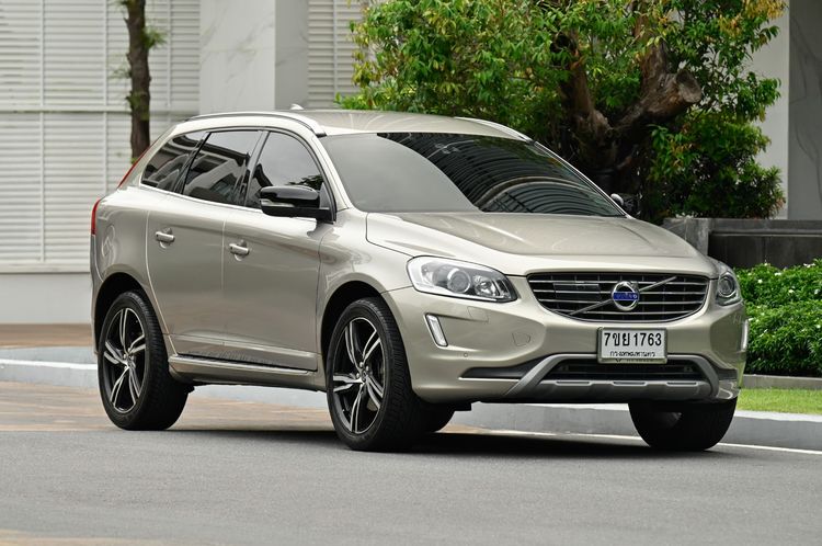 Volvo XC60 2017 2.0 D4 Utility-car ดีเซล ไม่ติดแก๊ส เกียร์อัตโนมัติ เทา รูปที่ 2