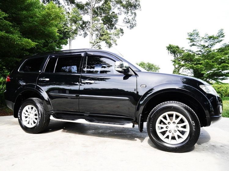 Mitsubishi Pajero Sport 2013 2.5 GT Utility-car ดีเซล ไม่ติดแก๊ส เกียร์อัตโนมัติ ดำ รูปที่ 2