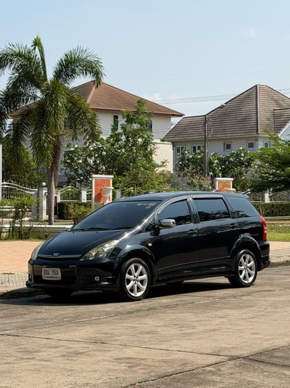 รถ Toyota Wish 2.0 Q Limited สี ดำ