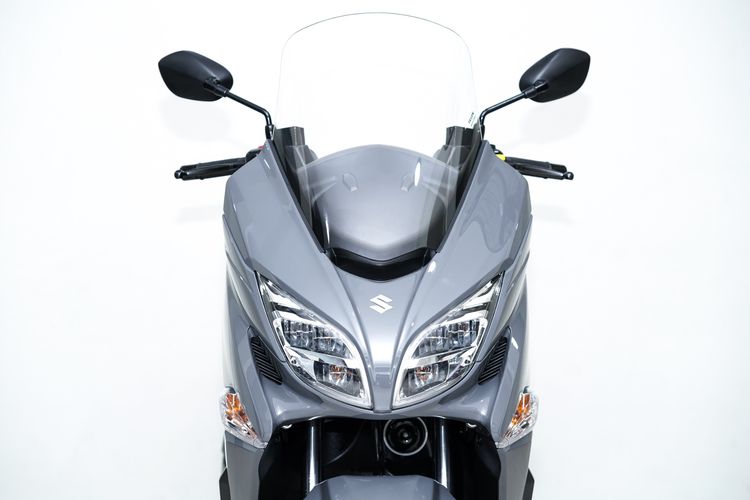 SUZUKI BURGMAN 400 สีเทาลัมโบ ปี2024 วิ่งน้อย 1,600km ไมล์แท้ มือเดียว สภาพป้ายแดง ไร้ริ้วรอย รูปที่ 4