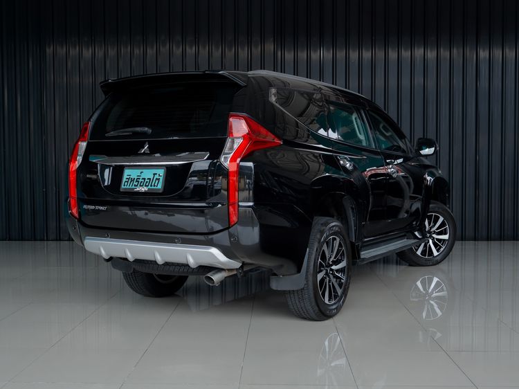 Mitsubishi Pajero Sport 2016 2.4 GT Utility-car ดีเซล ไม่ติดแก๊ส เกียร์อัตโนมัติ ดำ รูปที่ 4