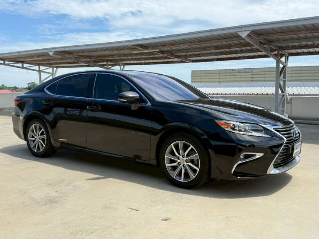 Lexus ES300h 2015 2.5 Luxury Sedan ไฮบริด ไม่ติดแก๊ส เกียร์อัตโนมัติ ดำ รูปที่ 3