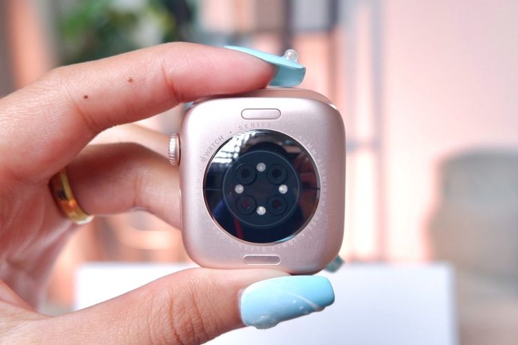 Apple Watch Series 11 42 mm. GPS สี RoseGold เครื่องสวย ราคาเพียง 8,900.- มีประกันร้าน 60วัน รูปที่ 4