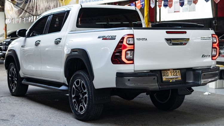 Toyota Hilux Revo 2023 2.4 Prerunner Mid Pickup ดีเซล ไม่ติดแก๊ส เกียร์อัตโนมัติ ขาว รูปที่ 3