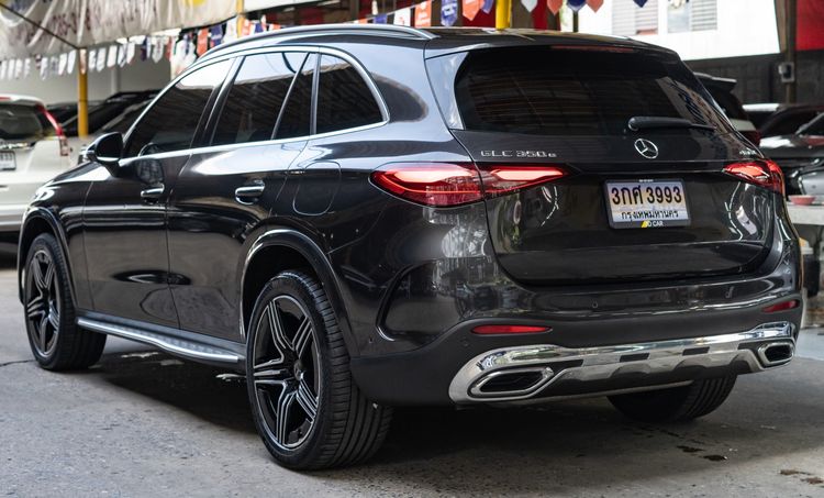 Mercedes-Benz GLC-Class 2024 GLC350e Utility-car ปลั๊กอินไฮบริด (PHEV) ไม่ติดแก๊ส เกียร์อัตโนมัติ เทา รูปที่ 3