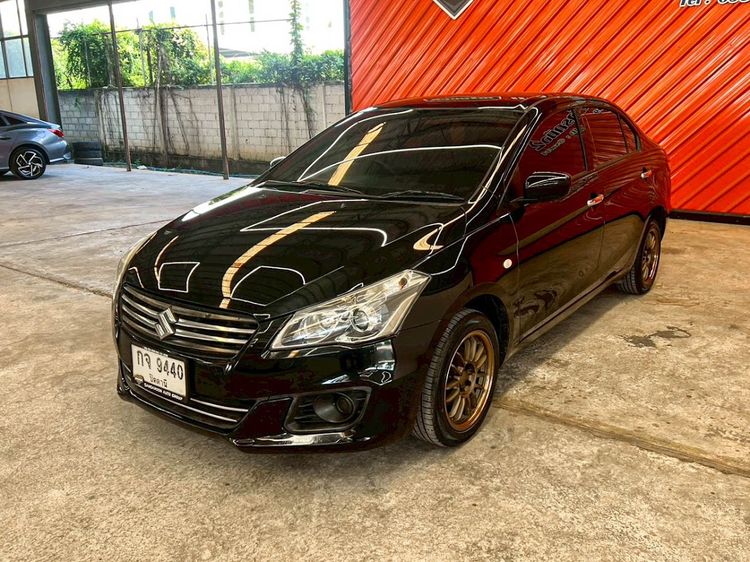 รถ Suzuki Ciaz 1.2 GL สี ดำ