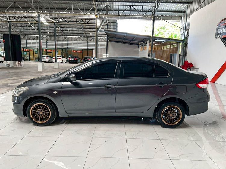 Suzuki Ciaz 2017 1.2 GL Sedan เบนซิน ไม่ติดแก๊ส เกียร์อัตโนมัติ เทา รูปที่ 4