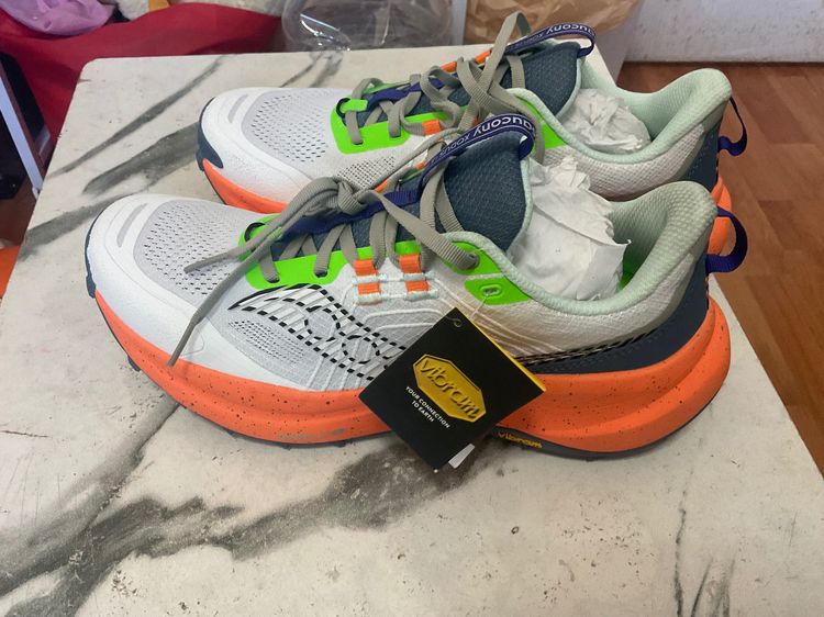 รองเท้าวิ่งเทรล Saucony Xodus Ultra 4 EU42 มือ 1 ไม่มีกล่อง รูปที่ 6