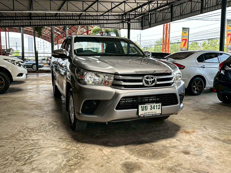 Toyota Hilux Revo 2017 2.4 J Plus Pickup ดีเซล ไม่ติดแก๊ส เกียร์ธรรมดา เทา รูปที่ 3