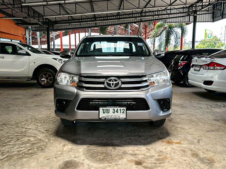Toyota Hilux Revo 2017 2.4 J Plus Pickup ดีเซล ไม่ติดแก๊ส เกียร์ธรรมดา เทา รูปที่ 2