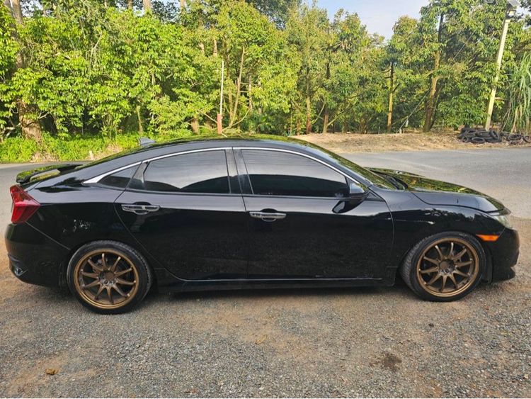 Honda Civic 2016 1.5 Turbo Sedan เบนซิน ไม่ติดแก๊ส เกียร์อัตโนมัติ ดำ รูปที่ 2