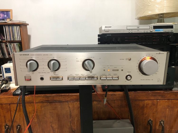 Luxman L-235