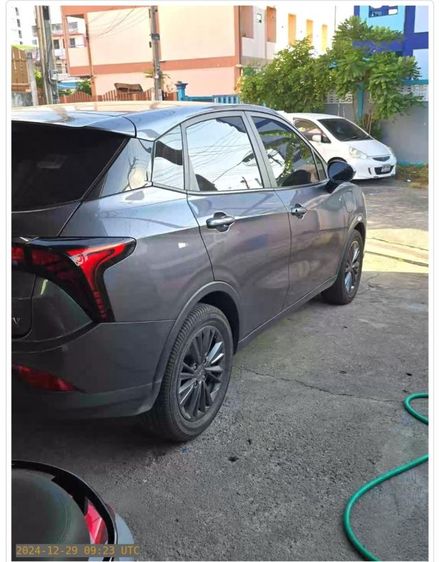Neta V 2023 Sedan ไฟฟ้า เกียร์อัตโนมัติ เทา รูปที่ 2