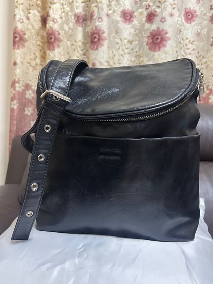 กระเป๋า แบรนด์ Michel Klein ค่ะ 
