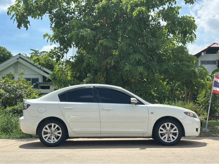 Mazda Mazda3 2008 1.6 V Sedan เบนซิน ไม่ติดแก๊ส เกียร์อัตโนมัติ ขาว รูปที่ 2