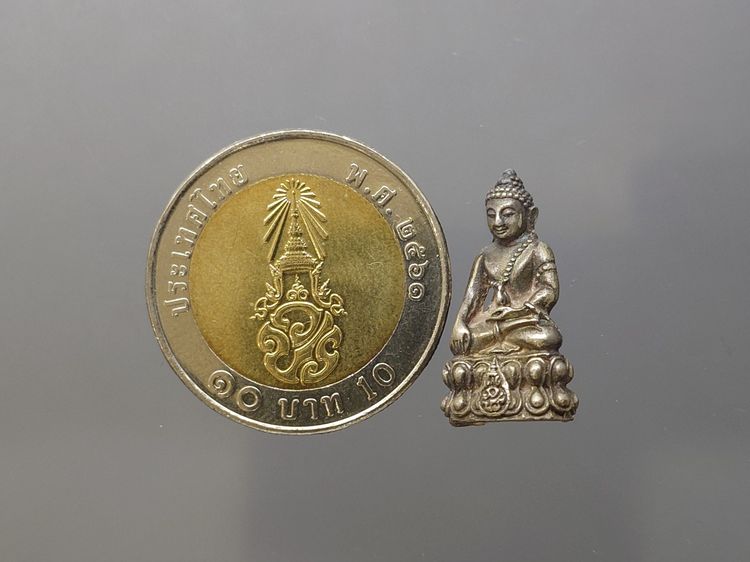 พระชัยวัฒน์นวปทุม ภปร. วัดปทุมวนาราม ปี2535 เนื้อเงิน (ในหลวงรัชกาลที่9เสด็จเททอง) นิยม หายาก มาพร้อมกล่องเดิมๆ รูปที่ 7