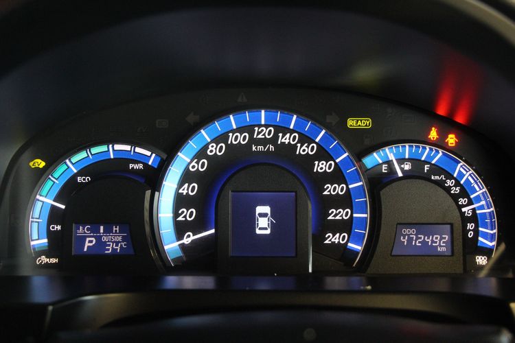 Toyota Camry 2012 2.5 Hybrid Sedan ไฮบริด ไม่ติดแก๊ส เกียร์อัตโนมัติ ขาว รูปที่ 4
